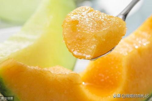 哈密瓜怎么吃才能甜呢视频,解锁美味甜食的烹饪技巧